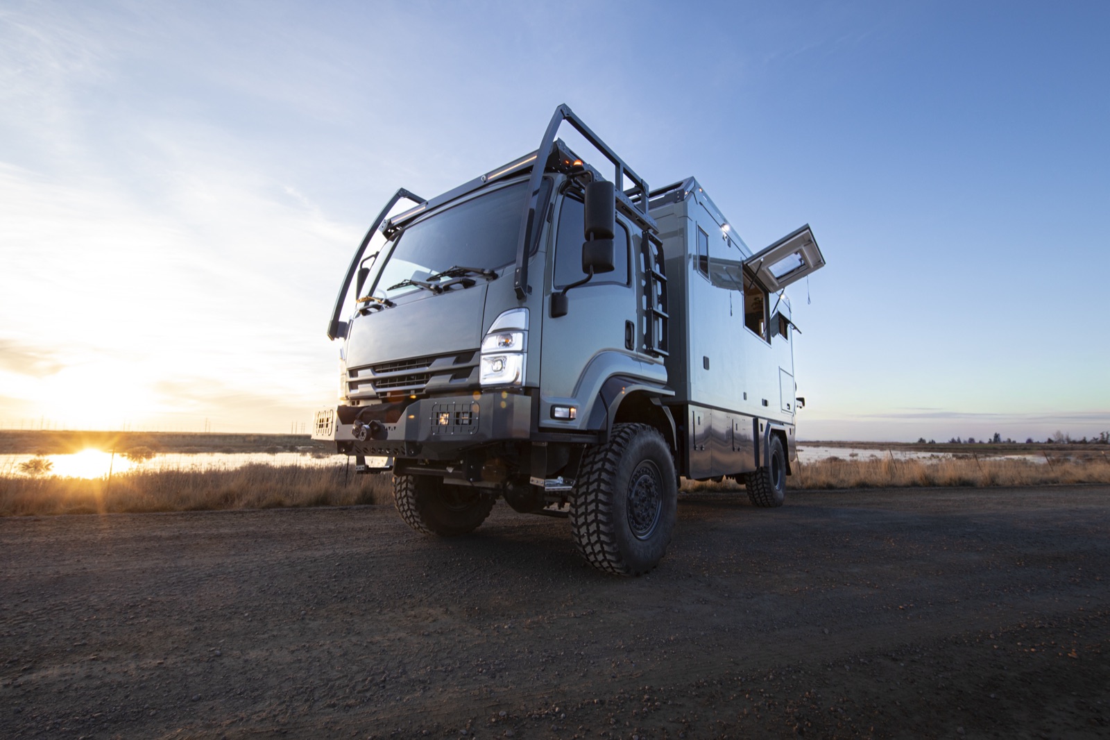 ONNN expedition truck at sunset